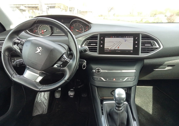 Peugeot 308 cena 51900 przebieg: 83700, rok produkcji 2019 z Sopot małe 379